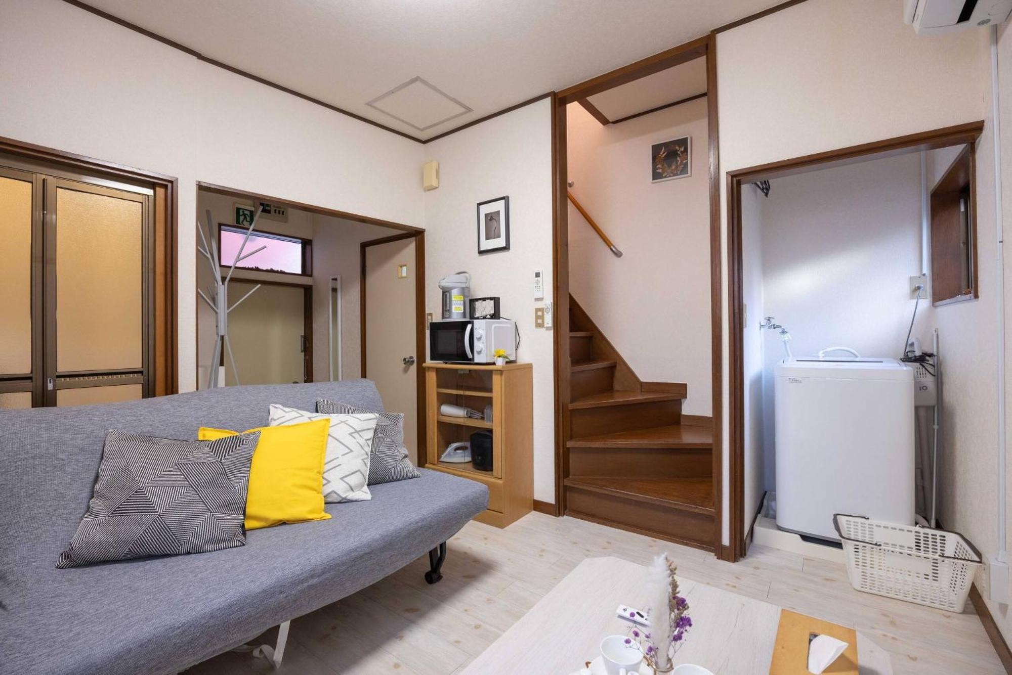 Apartment Mikazuki Aoto Mao1 *